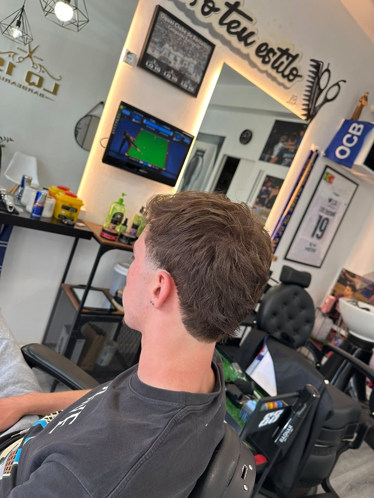 Corte com textura e laterais curtas noutro cliente da LQ19